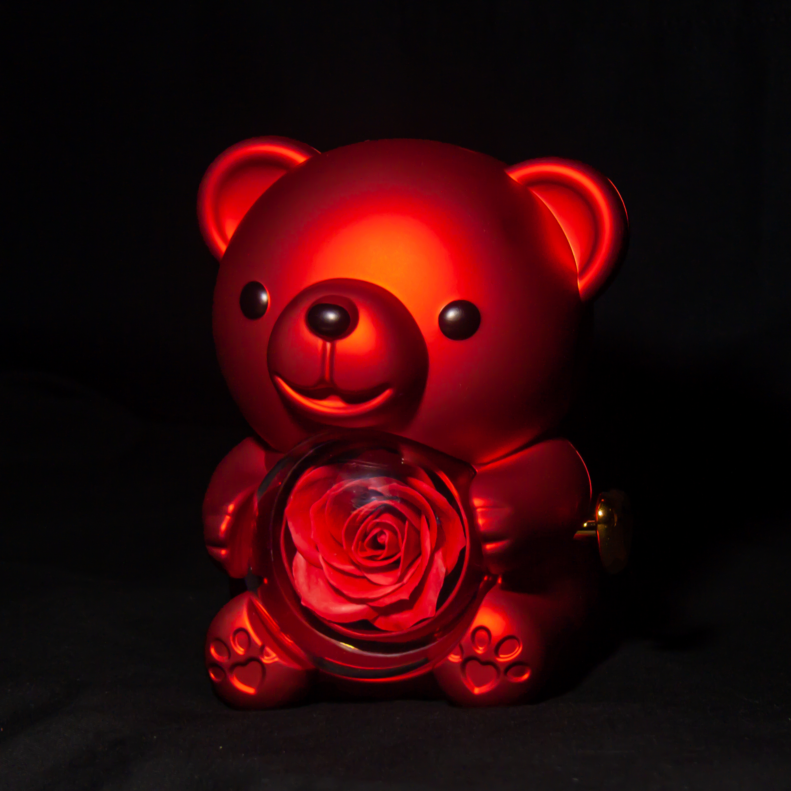 Cutie cadou Heartful cu trandafiri